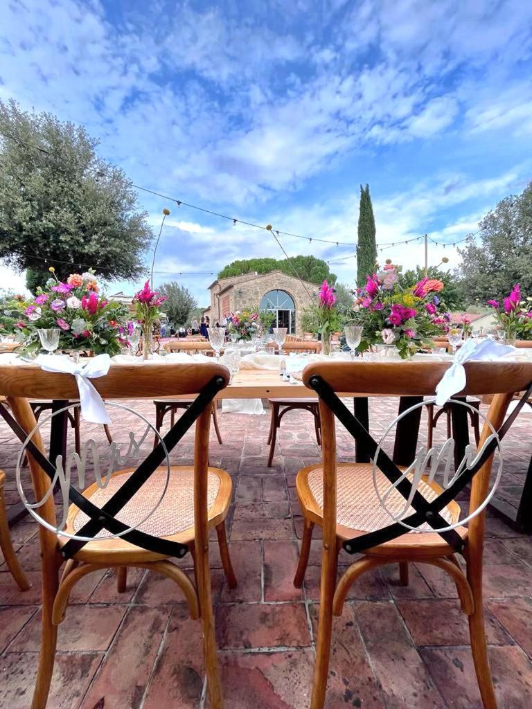 Relais Antico Borgo San Lorenzo Поджібонсі Екстер'єр фото