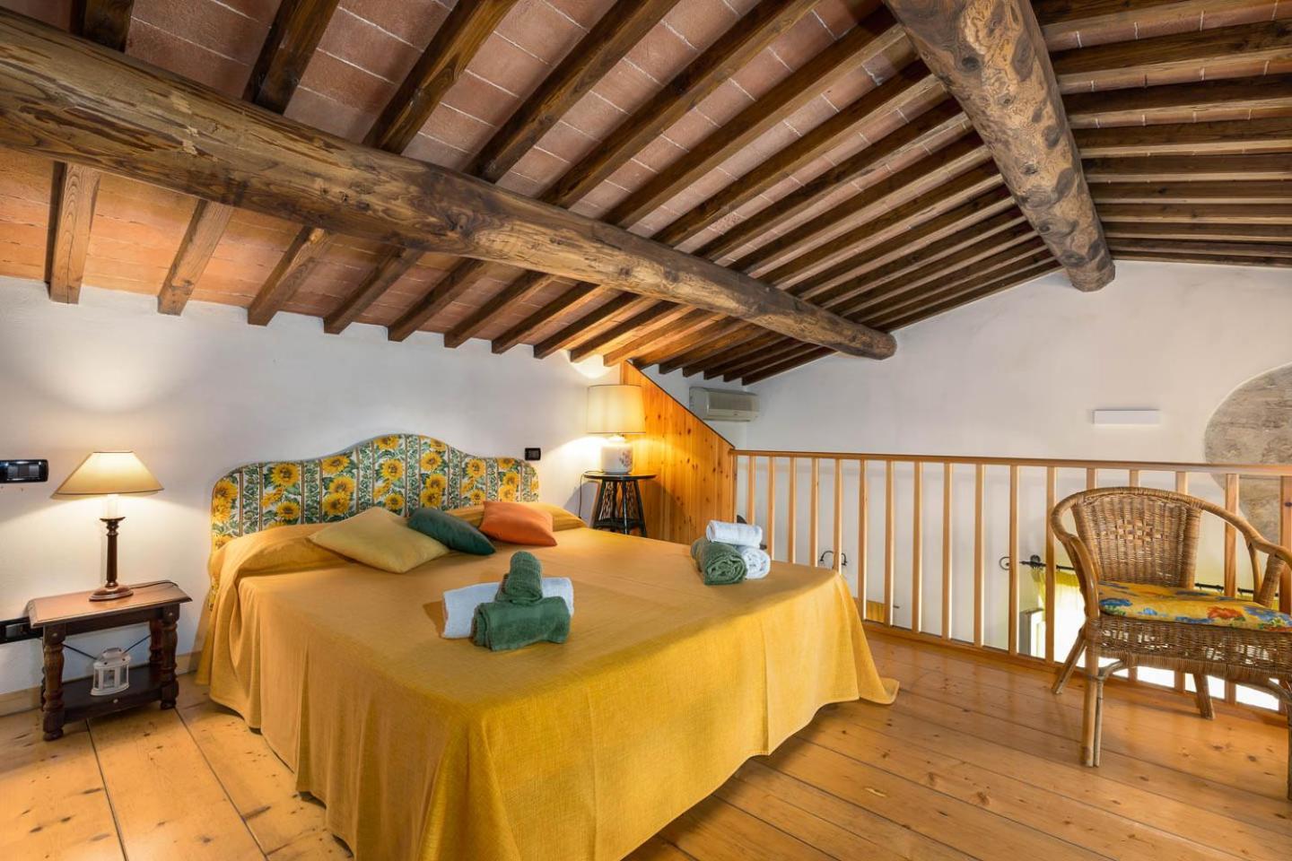 Relais Antico Borgo San Lorenzo Поджібонсі Екстер'єр фото