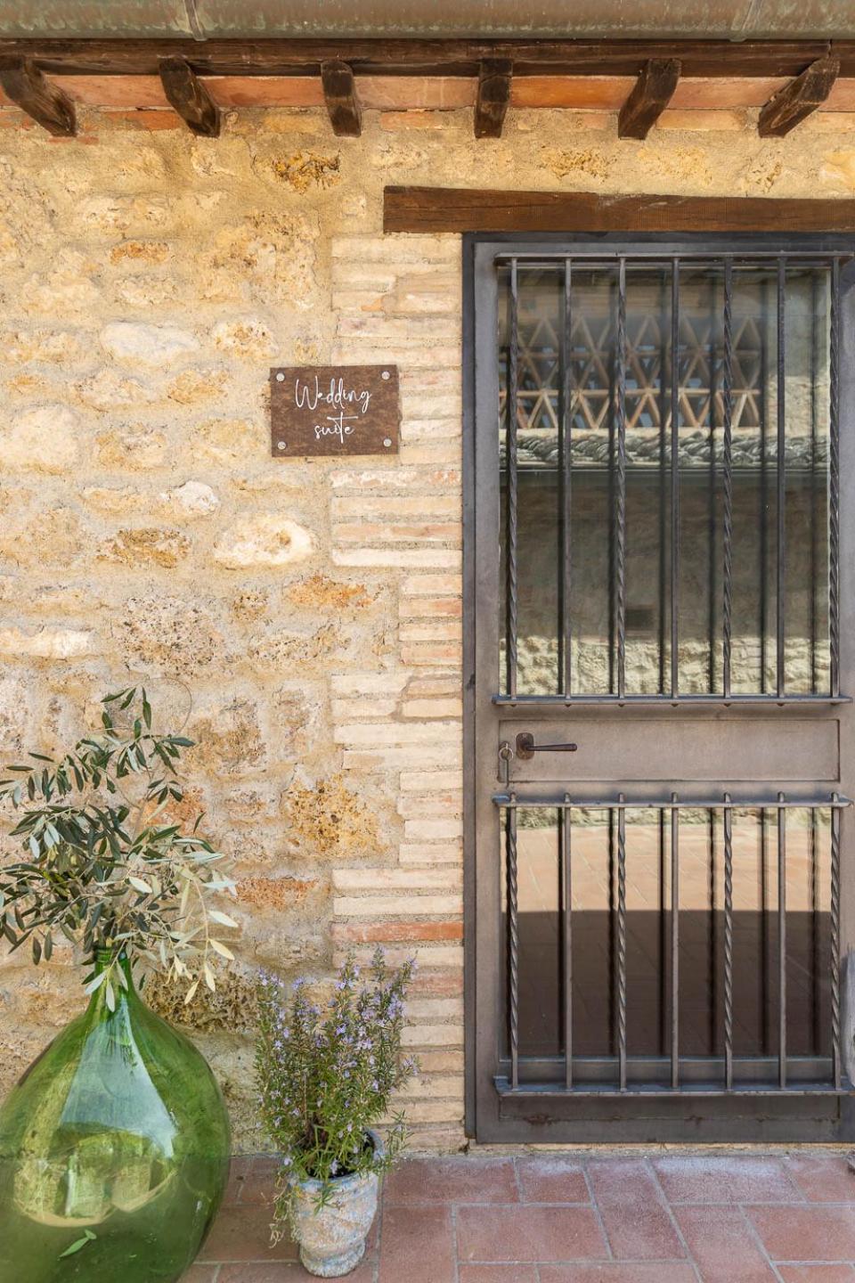 Relais Antico Borgo San Lorenzo Поджібонсі Екстер'єр фото